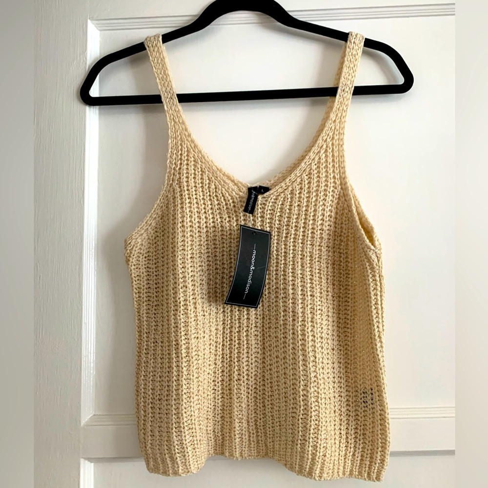 Moon & Madison cotton Tops